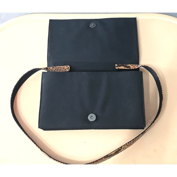 Vintage Missoni Snakeskin Clutch With Removable Shoulder Strap Snap Button Black